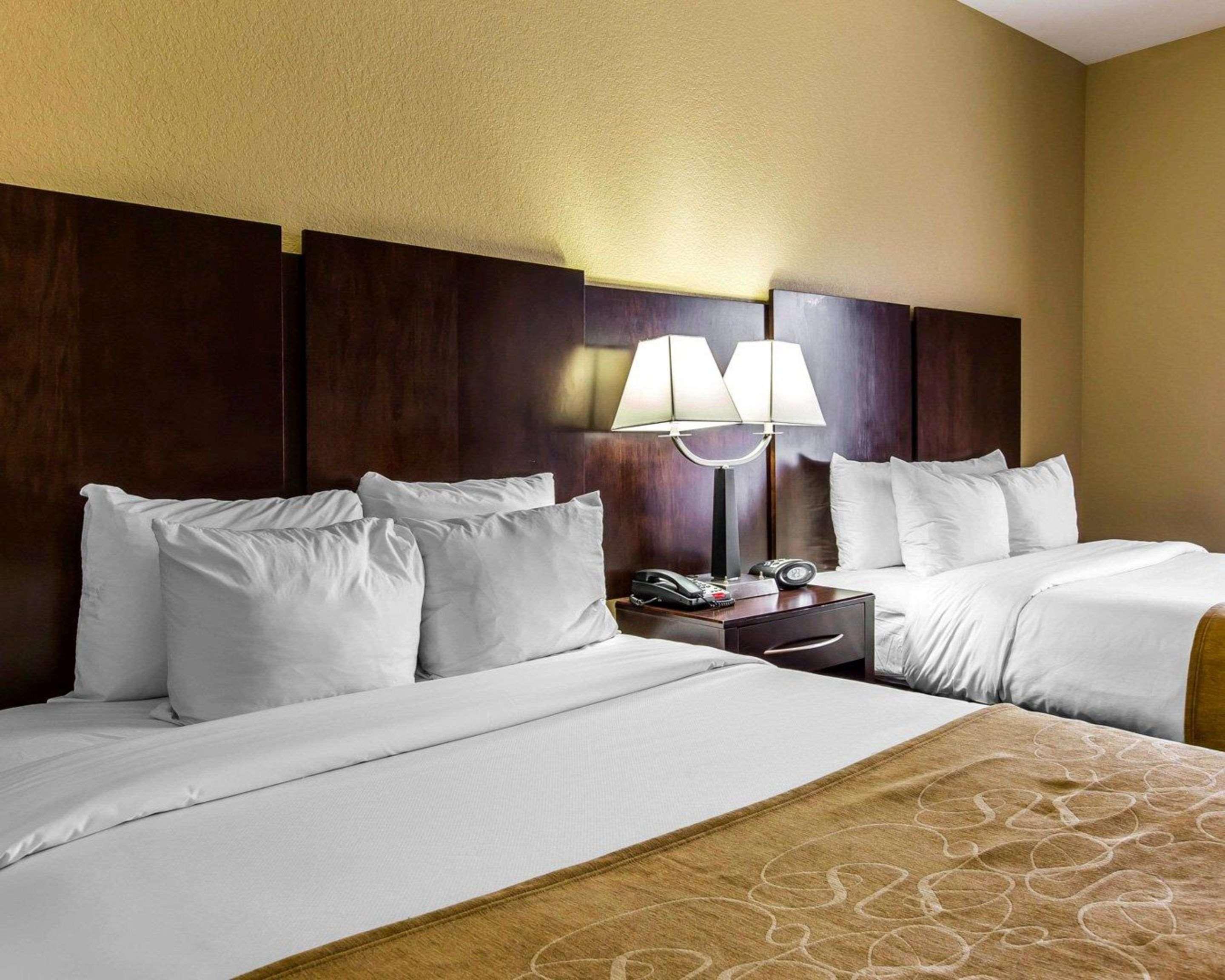 Comfort Suites Уэйкросс Экстерьер фото