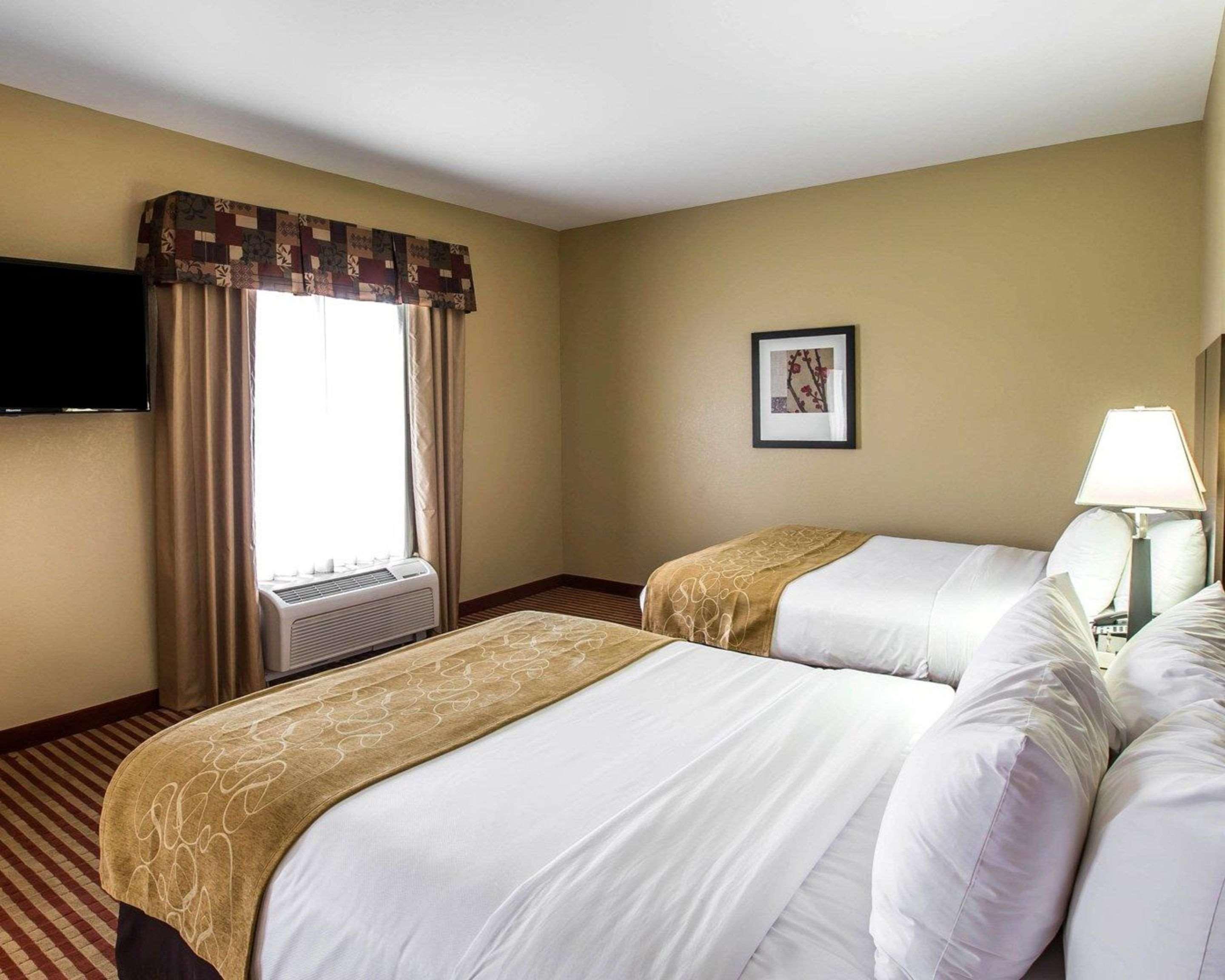 Comfort Suites Уэйкросс Экстерьер фото